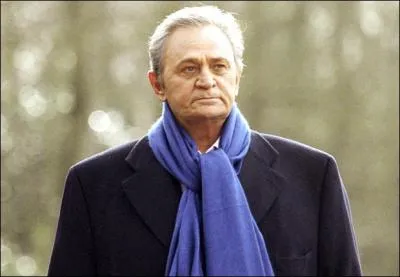 Quel est le prnom du commissaire Navarro incarn par Roger Hanin ?