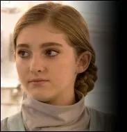 Sa petite soeur a miraculeusement chapp  la catastrophe. Quel type d'tudes, Primrose poursuit-elle ?