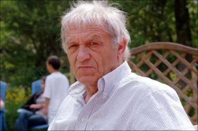 Comment s'appelle l'oncle de Lucius ?