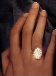 Hros prt  tout pour l'amour de sa vie