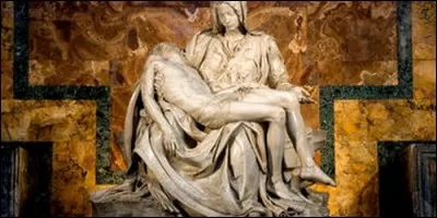 Quel thème artistique représente la Vierge Marie éplorée tenant le Christ mort, à la descente de la Croix ?