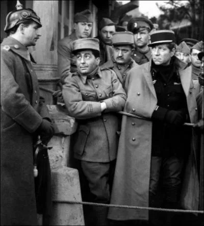 Pendant quelle priode de l'Histoire se droule l'action de 'La Grande Illusion', ralis par Jean Renoir ?