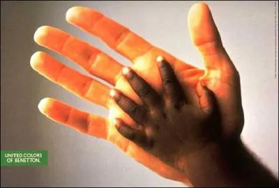 Dans quel quotidien Benetton et Toscani ont-ils édité une série de sexes masculins et féminins de tous âges et de toutes les couleurs ?