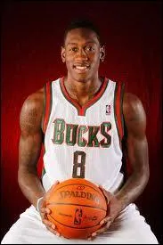 Qui est cet ailier sophomore des Bucks, 15me de la draft 2010 ?