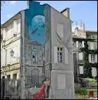 Si vous aimez lire des bandes dessines, le mieux est de visiter 'la capitale de la bande dessine'. Il s'agit ...