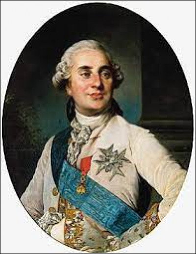 Dans quel palais le roi Louis XVI se trouvait-il sous étroite surveillance depuis le 5 octobre 1789 ?