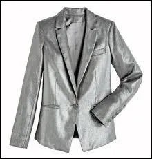 Qui retourne sa veste dans une de ses chansons ?