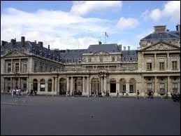 Le Palais-Royal se trouve dans le :