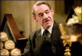 Quel est le nom de l'elfe de maison de Barty Croupton ?