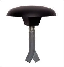 Qui se 'prnomme' en fait Clou de finition ou attache parisienne ?