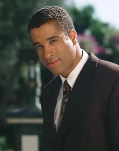 Qui est Darryl Morris ?