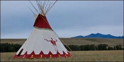 Comment appelle-t-on une tente indienne ?