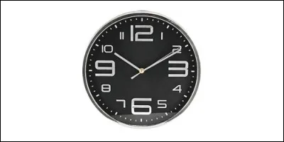 Sur une horloge, quelle aiguille indique l'heure ?