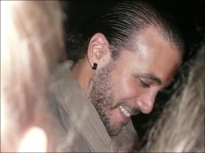 Comment s'appelle-t-il en vrai ?