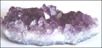 Quelle est cette pierre ?