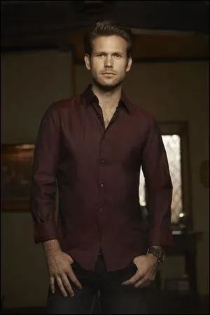 Quel est le nom de famille d'Alaric, le professeur d'histoire ?