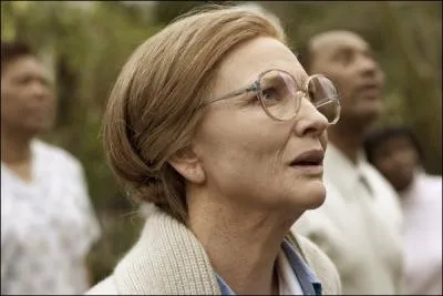 Je suis Daisy dans 'L'trange histoire de Benjamin Button' de David Fincher. Dans 'Le seigneur des anneaux' je joue le rle de ...