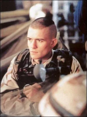 Je suis Todd Blackbum dans 'La chute du faucon noir' de Ridley Scott. Dans 'Le seigneur des anneaux' je joue le rle de ...