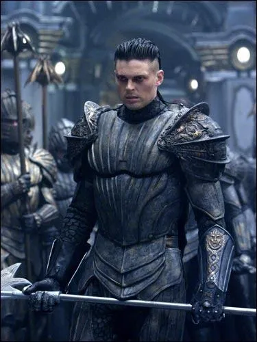 Je suis Vaako dans 'Les chroniques de Riddick' de David Twohy. Dans 'Le seigneur des anneaux' je joue le rle de ...