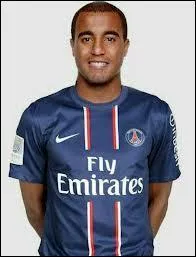 Ce jeune milieu offensif a t considr  son arrive en Europe comme un grand espoir mondial :