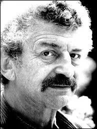 Ce ralisateur franais, qui fut aussi acteur, est apprci pour son talent de directeurs d'acteurs, comme dans Un lphant a trompe normment et sa suite, La gloire de mon pre...