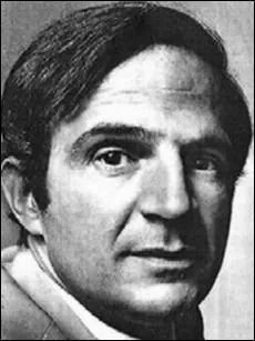 Ex critique de cinma, son 1er film Les 400 coups est un succs. Jean-Pierre Laud sera son alter ego  l'cran. Il a ralis L'homme qui aimait les femmes, Vivement dimanche, L'histoire d'Adle H. .