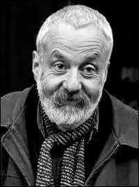 Cet anglais  la vocation sociale a reu la Palme d'Or pour Secrets et mensonges. Il raconte la vie des gens simples : Be happy, Vera Drake, Deux filles d'aujourdhui...