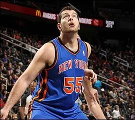 Qui est ce pivot rookie, ancien joueur des Kentucky Wildcats ?