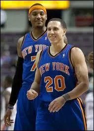 Qui est ce meneur, champion NCAA avec les Arizona Wildcats en 1997, 2e de la draft 1998 et ancien joueur des Sacramento Kings et des Atlanta Hawks ?