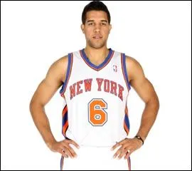 Qui est cet arrire, lu dans le premier 5 rookie en 2010 ?