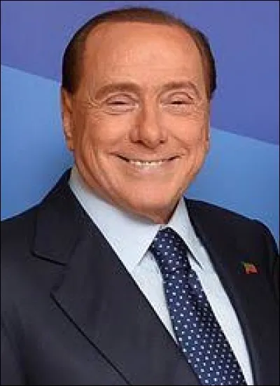 ''Tout petit déjà, Berlusconi disait : ''Je deviendrai Président du Conseil ou rien.'' ... Il est parvenu à devenir les deux ! ''