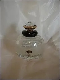 1983, quel parfumeur crait Paris ?