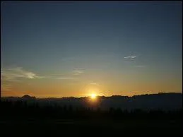 Selon l'illustration, nous sommes dans le conte de fe...