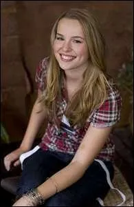 Dans combien de sries tlvises a-t-elle jou ?