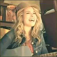 Quelles sont le(s) srie(s) qu'a jou Bridgit Mendler ?