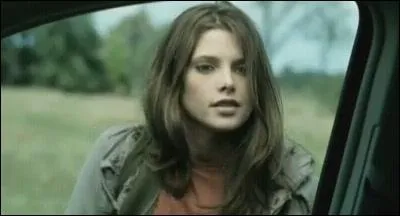 Je suis Summer dans 'Summer's blood' de Lee Demarbre. Dans 'Twilight' je joue le rle de ... ?