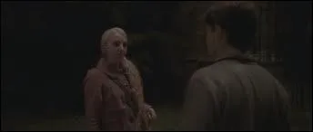 Quel sortilge Luna lance-t-elle  Harry pour soigner son nez ?