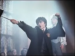 Quel sortilge Harry a-t-il lanc  Drago Malefoy ?
