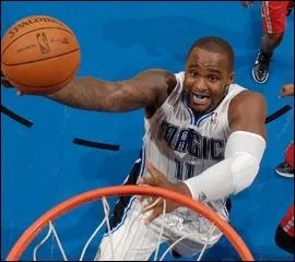 Qui est cet ailier/pivot, champion NBA avec les Boston Celtics en 2008 ?