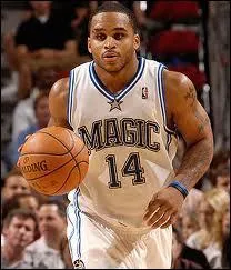 Qui est ce meneur, All-Star et finaliste NBA avec le Magic contre les Lakers en 2009 ?