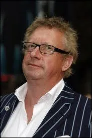 Quel acteur joue Arthur Weasley ?
