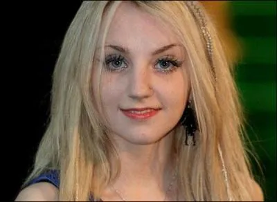 Quelle actrice joue Luna Lovegood ?