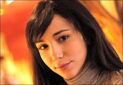 Qui joue-t-elle dans le film ?