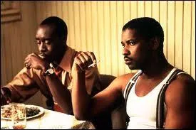 Comment est habill le diable dans ce film de Carl Franklin ?