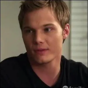 Je suis Sean dans la srie. Quel est mon nom dans la vraie vie ?