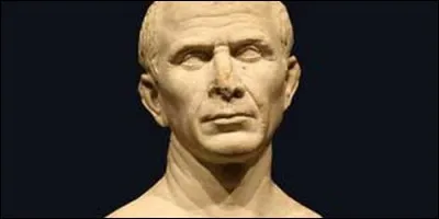 Quel dictateur romain a été tué par son fils adoptif ?