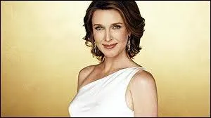 Comment s'appelle (dans la srie) la femme de Paul Young ?