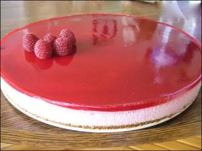 Un bon bavarois framboise en guise de ...