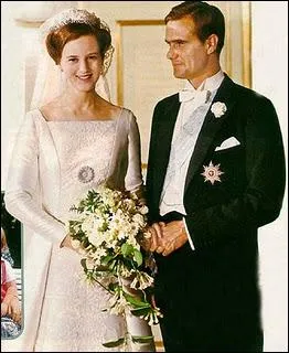 C'est la photo de mariage de quelle Altesse ?