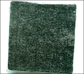 Quel condiment entoure gnralement les sushis ?